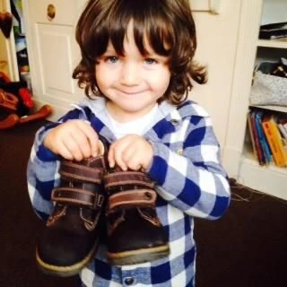 Shoes & coats on in 5 seconds!